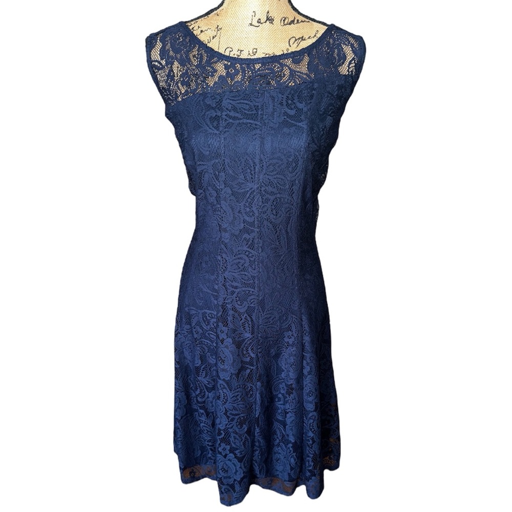 NWT Dressbarn Women's Navy Blue Floral Lace Sleeveless Fit and Flare Midi Dress